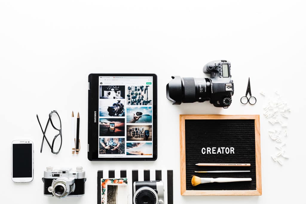 brooke lark 609900 unsplash 4 5 คำถามที่คุณต้องหาคำตอบให้ตัวเอง ก่อนเดินทางเข้าสังเวียนดิจิตอล
