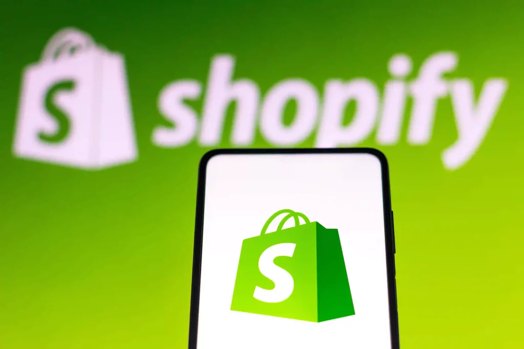 Shopify คืออะไร ทำไมต้องสร้างเว็บไซตสำเร็จรูปด้วย Shopify
